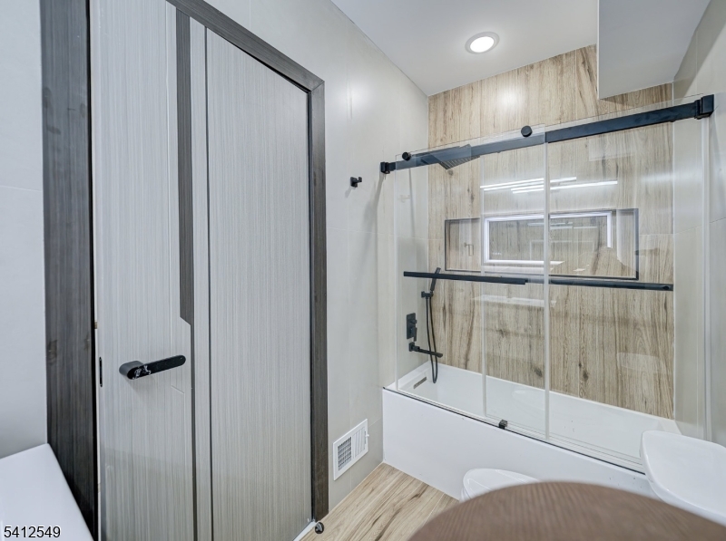 The Clifton Place - Residential