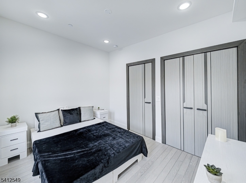 The Clifton Place - Residential