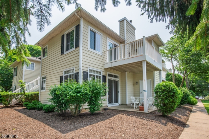 Wynnewood in The Hills - Residential Lease