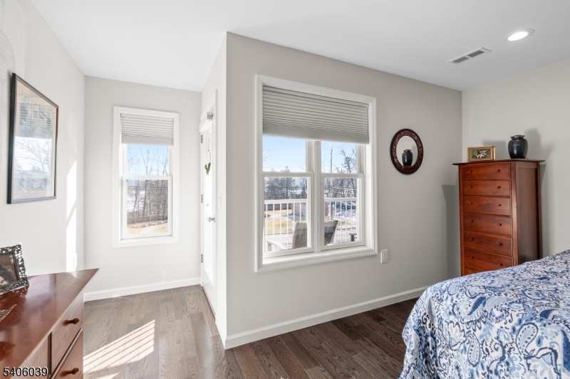 Lakeside Village - Residential