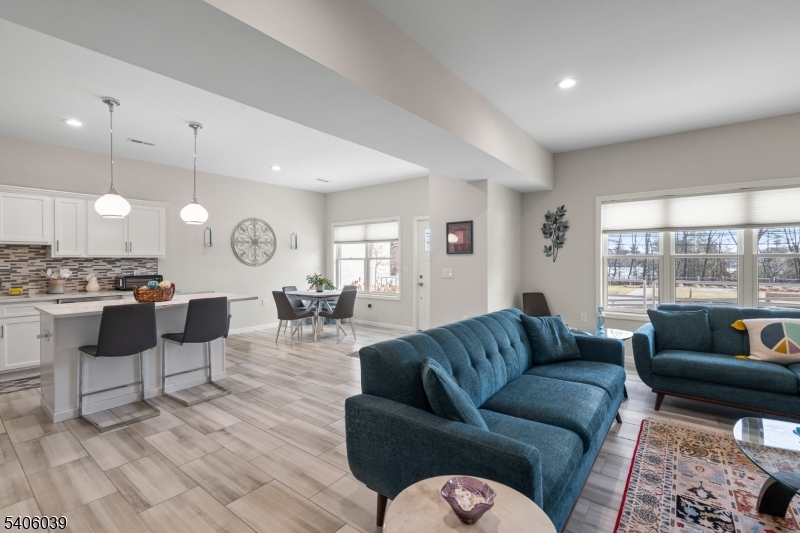 Lakeside Village - Residential