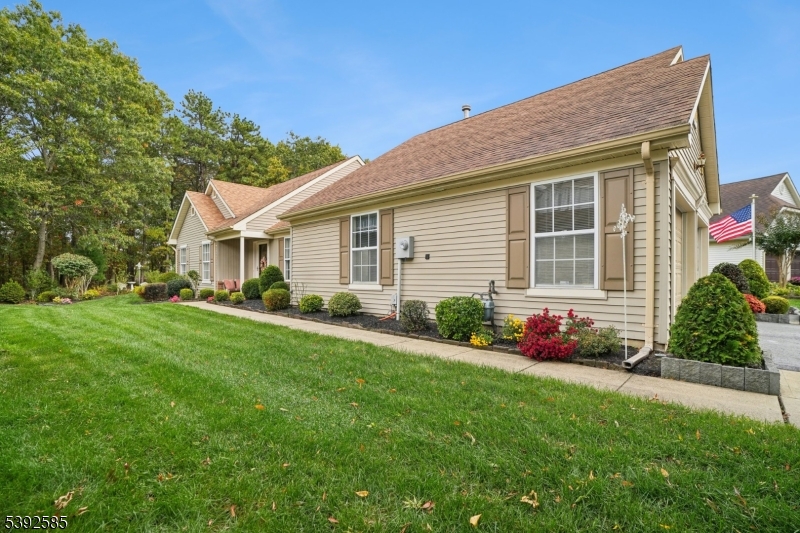 Lake Ridge Adult Community - Residential