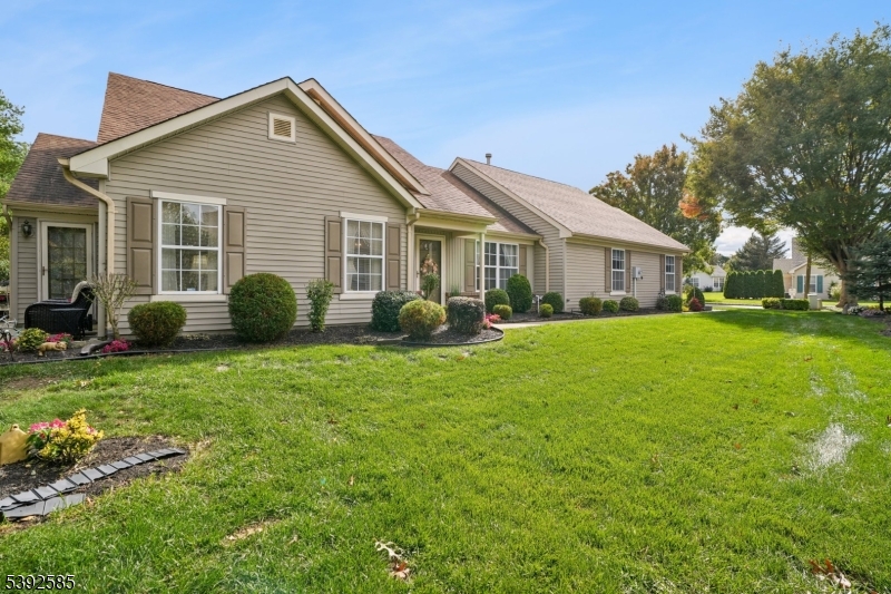 Lake Ridge Adult Community - Residential