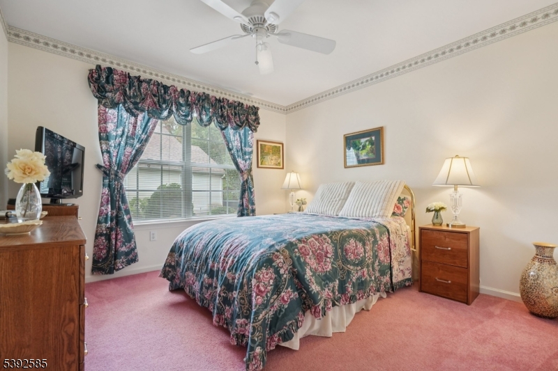 Lake Ridge Adult Community - Residential