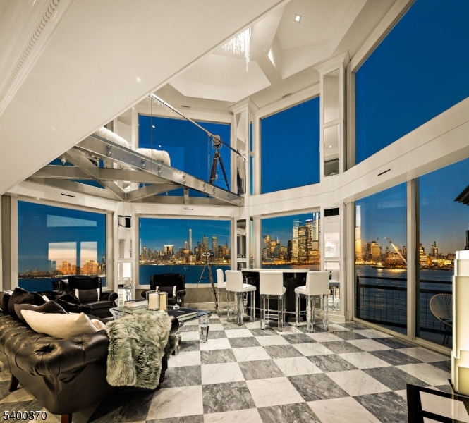 Lincoln Harbor - Residential