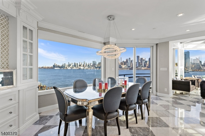 Lincoln Harbor - Residential