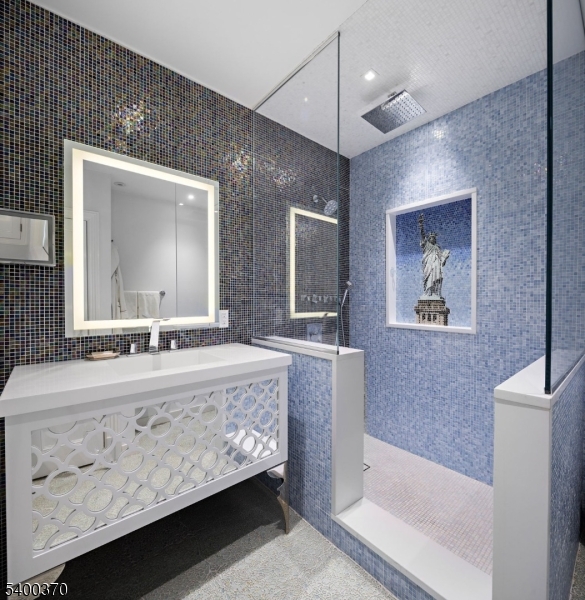 Lincoln Harbor - Residential