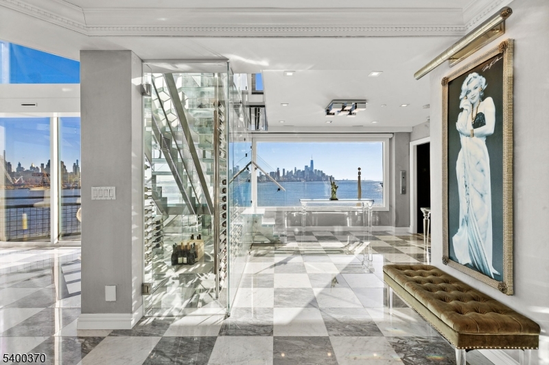 Lincoln Harbor - Residential