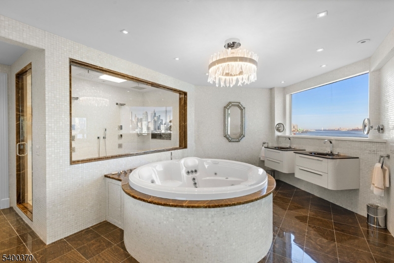 Lincoln Harbor - Residential