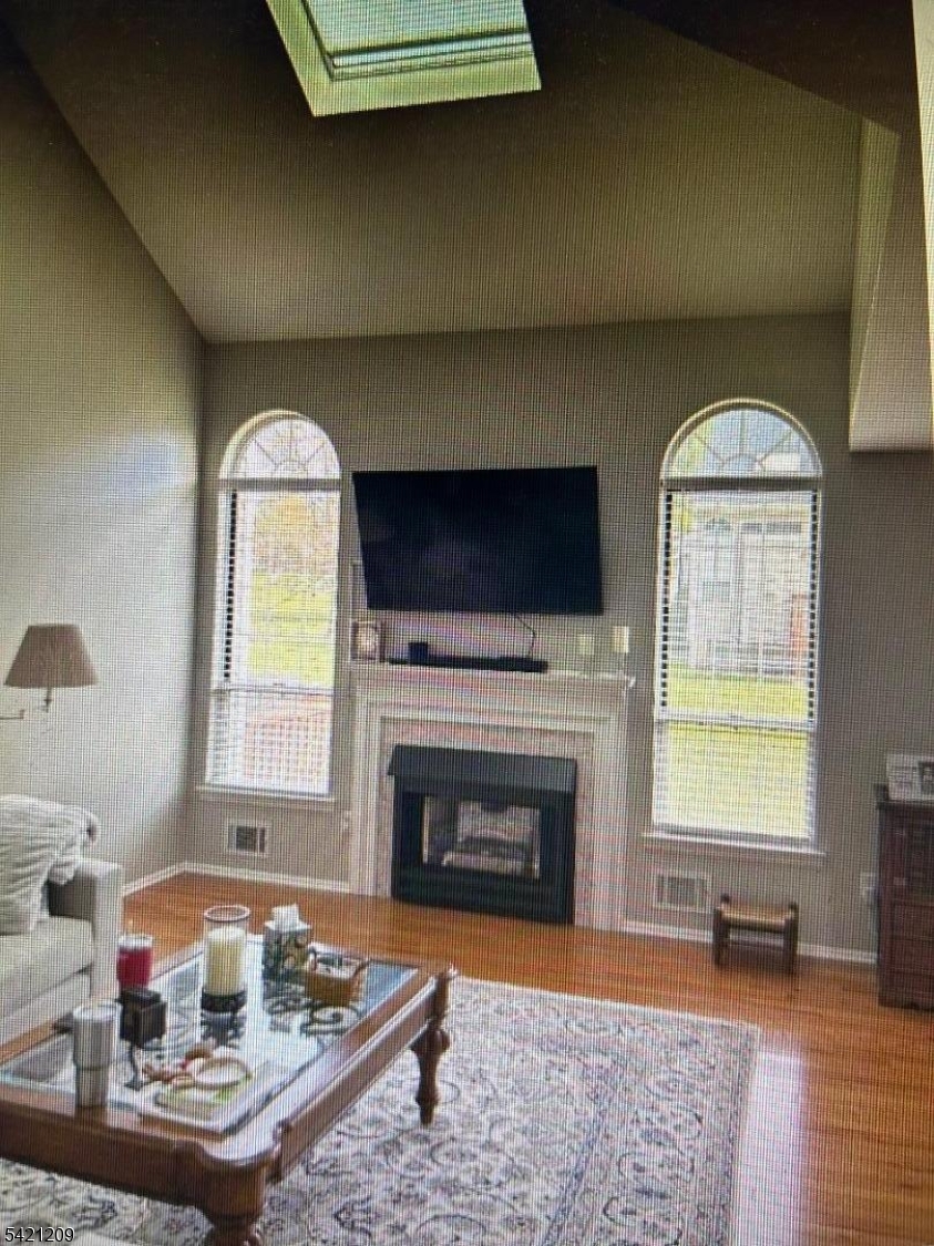 Whitehouse Village - Residential