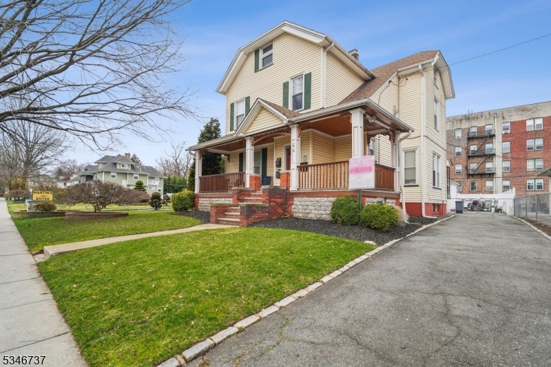 Lackawanna Plaza - Residential Lease