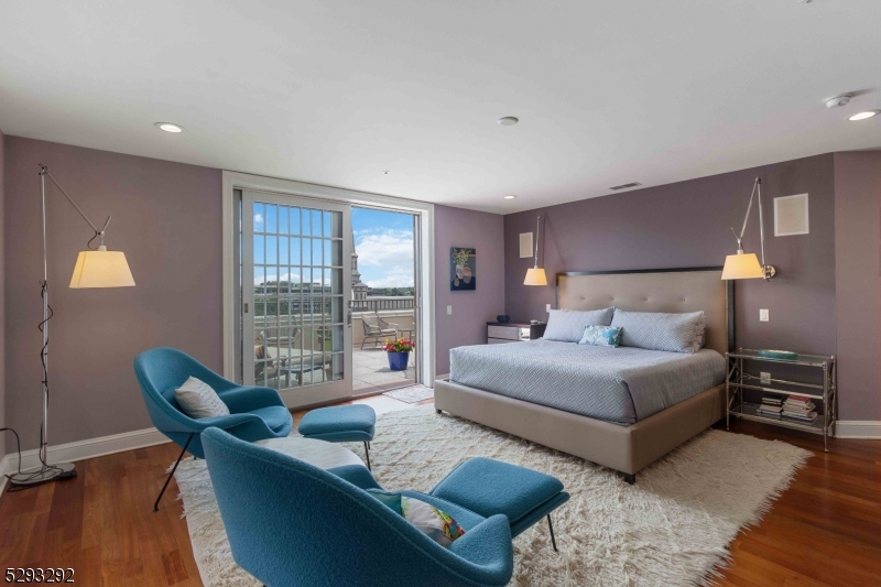 40 PARK PLACE - Residential