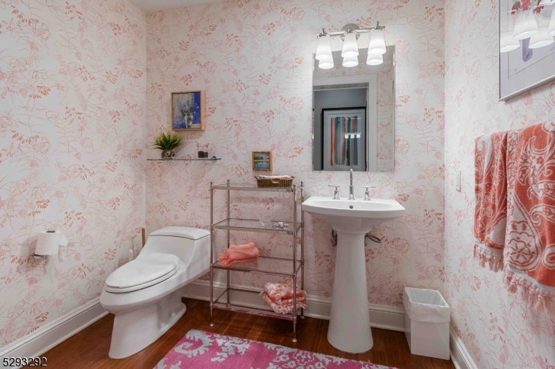 40 PARK PLACE - Residential