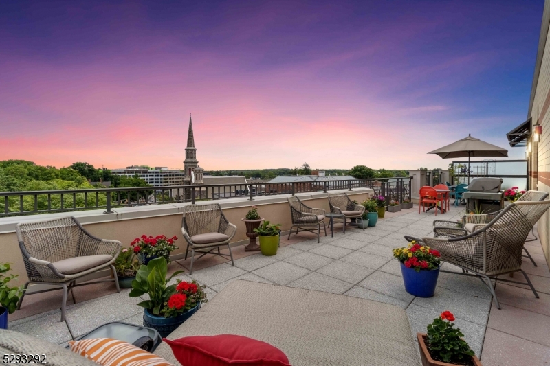 40 PARK PLACE - Residential