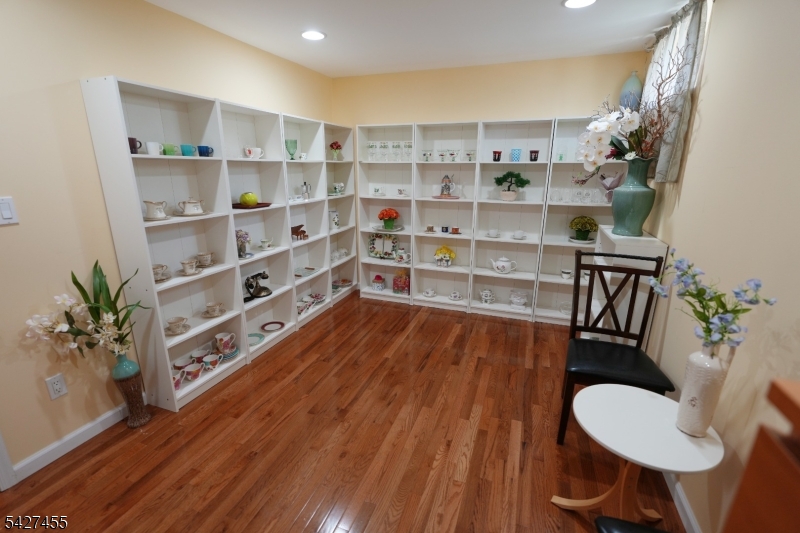 Raddcliff Village - Residential