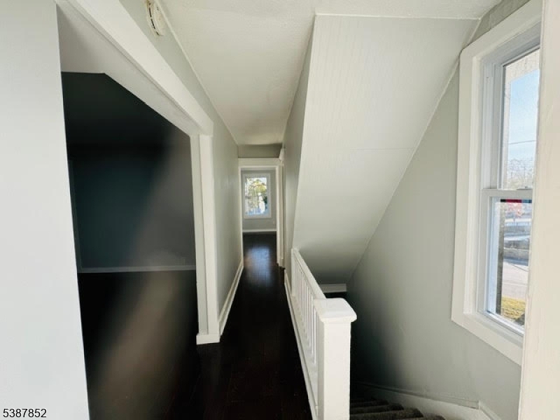 Raritan Boro, New Jersey 08869, United States, 3 Bedrooms Bedrooms, ,2 BathroomsBathrooms,Residential,Coming Soon,219257