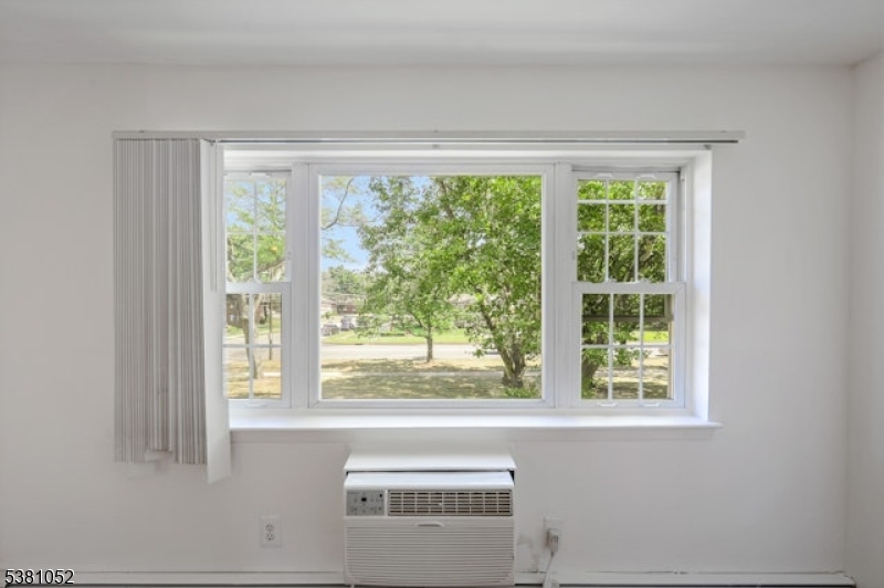 Manchester Village II - Residential Lease