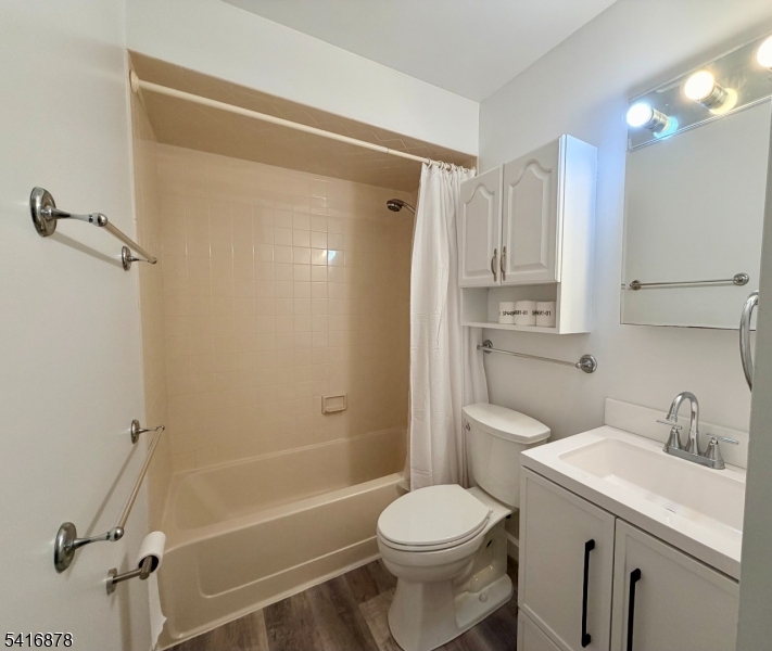 GREAT GORGE VILLIAGE - Residential Lease