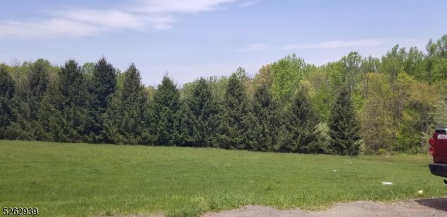 Gently sloping raw land ready for that new single family to be built!  Zoned agricultural/ residential single family home.  Wooded 6.55 acres of privacy.