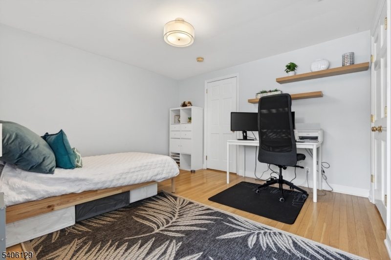 Hartshorn - Residential