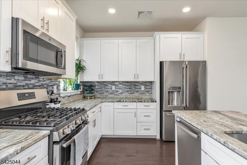 Fox Hollow - Residential