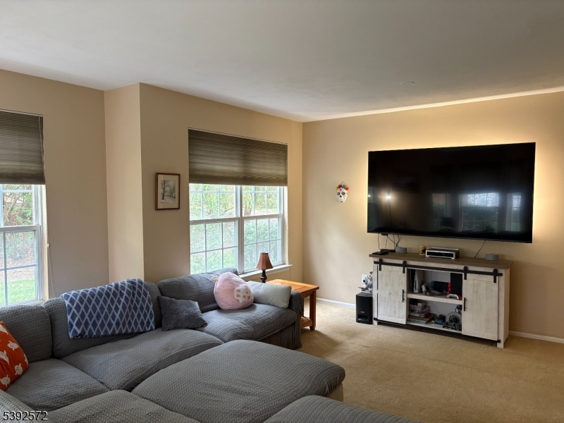 ROSE ARBOR - Residential