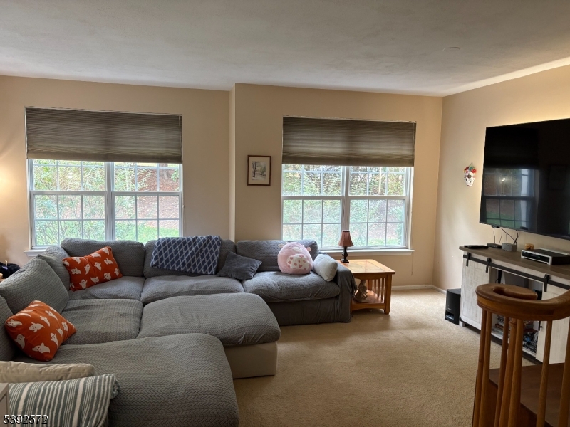 ROSE ARBOR - Residential