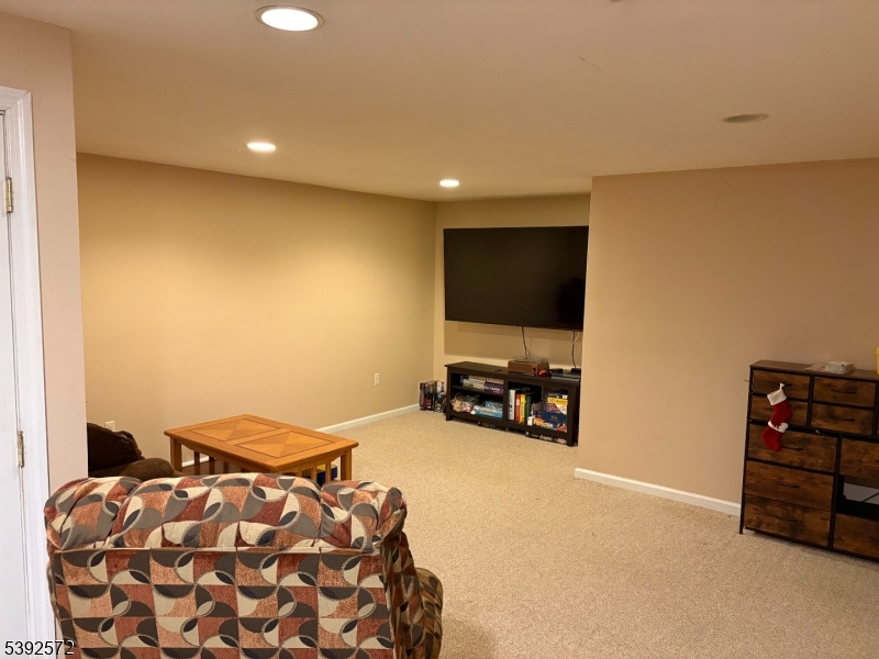 ROSE ARBOR - Residential