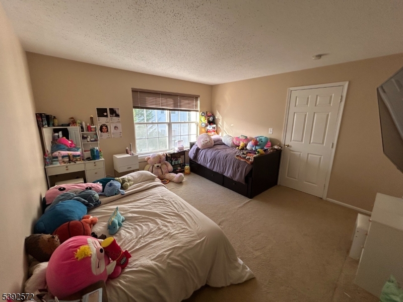 ROSE ARBOR - Residential