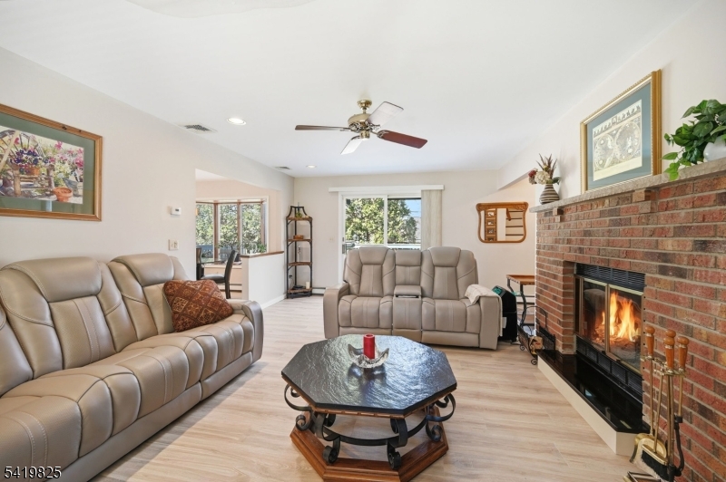 AWOSTING - Residential