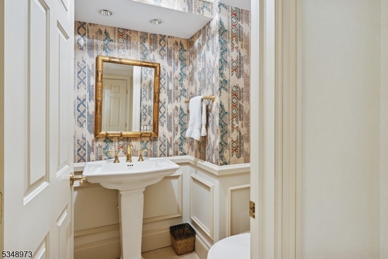 Mendham East Side - Residential