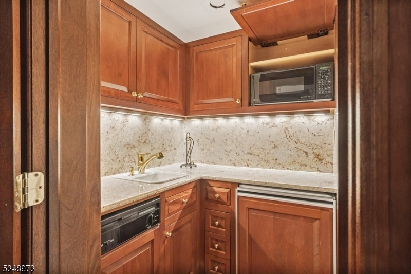 Mendham East Side - Residential