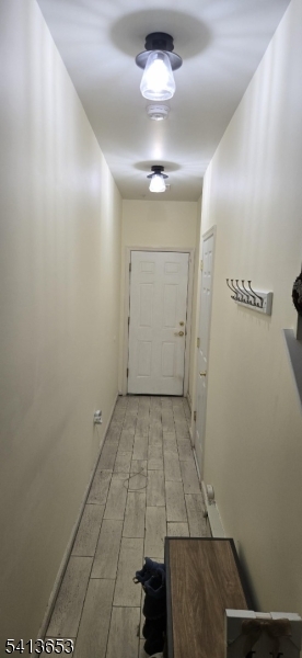 Van Houten Manor - Residential