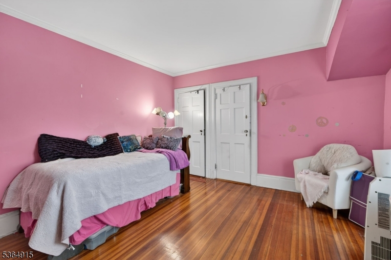 Montrose - Residential