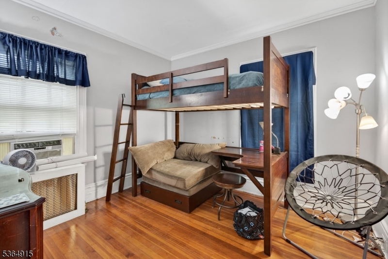 Montrose - Residential