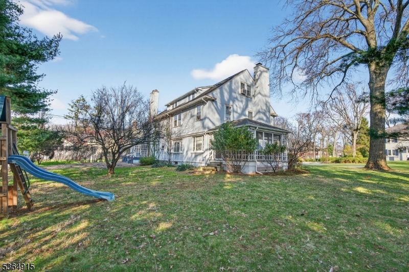 Montrose - Residential