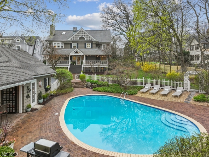 Upper Montclair - Residential