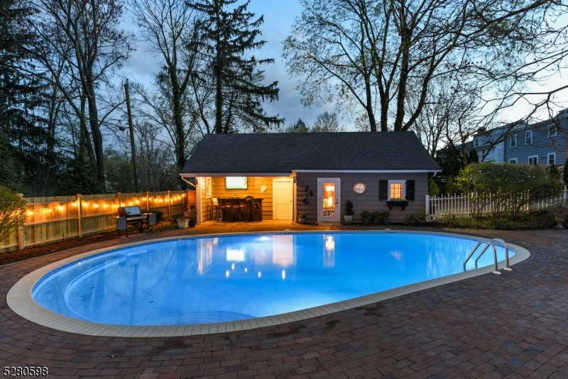 Upper Montclair - Residential