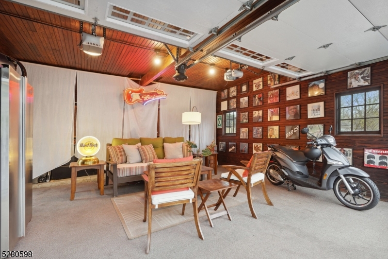 Upper Montclair - Residential