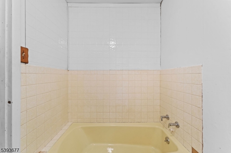 Oak Ridge - Residential