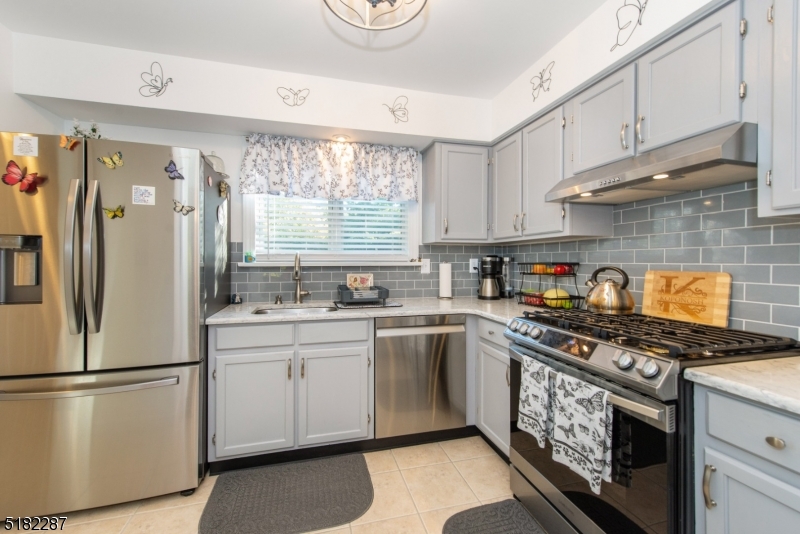 Hilltop at High Bridge - Residential