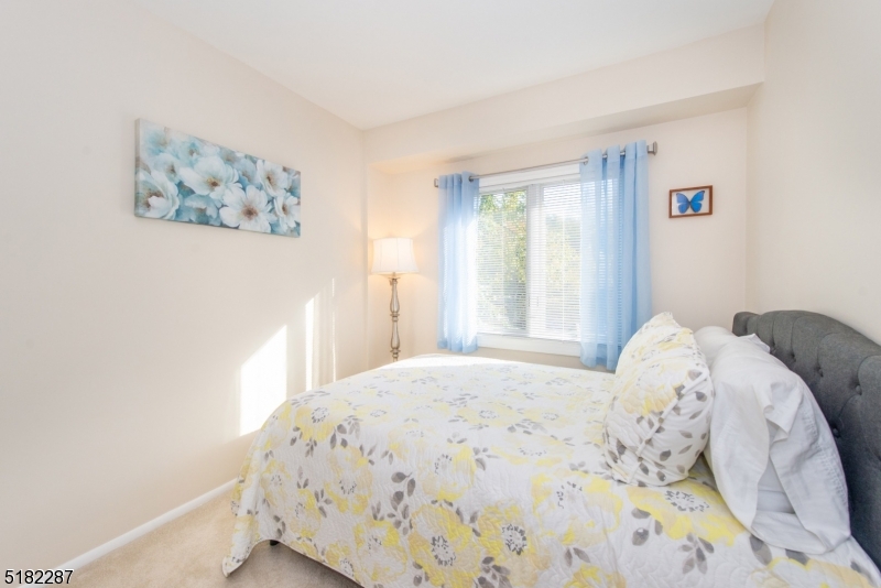 Hilltop at High Bridge - Residential