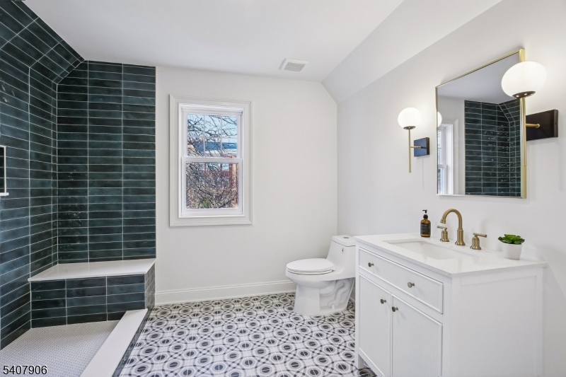 Golf Island - Residential