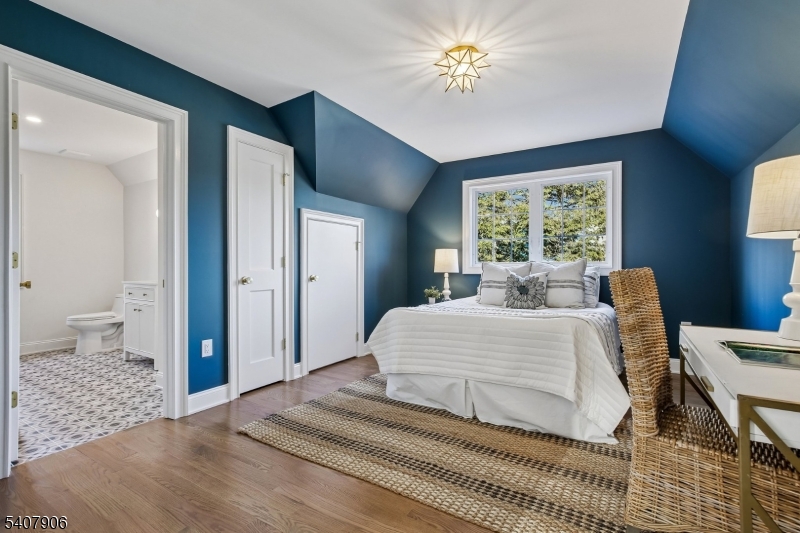 Golf Island - Residential