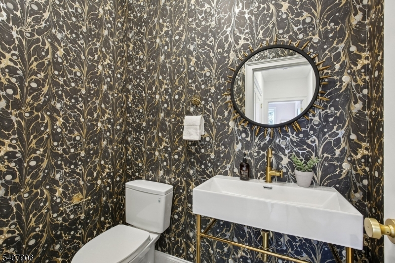 Golf Island - Residential