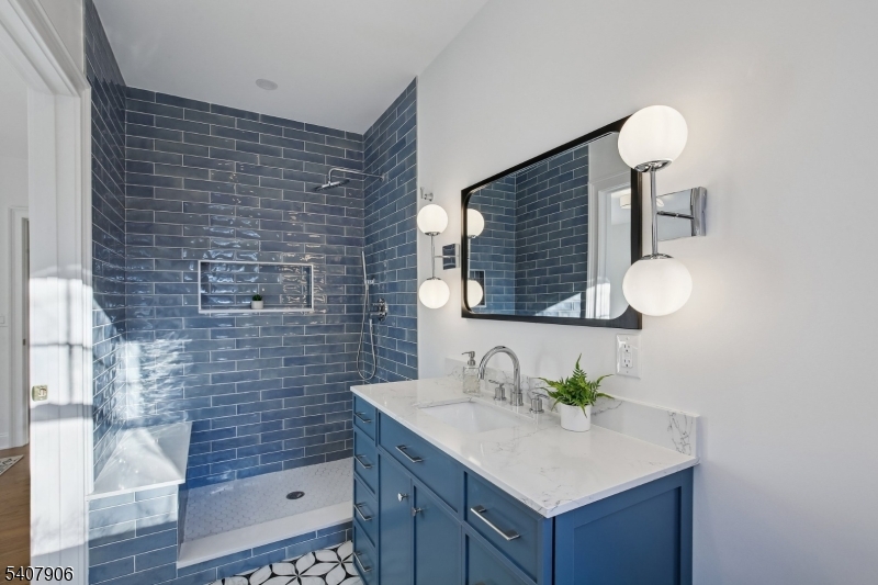 Golf Island - Residential