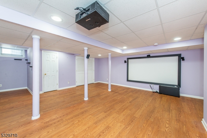 Mazda Brook Commons - Residential