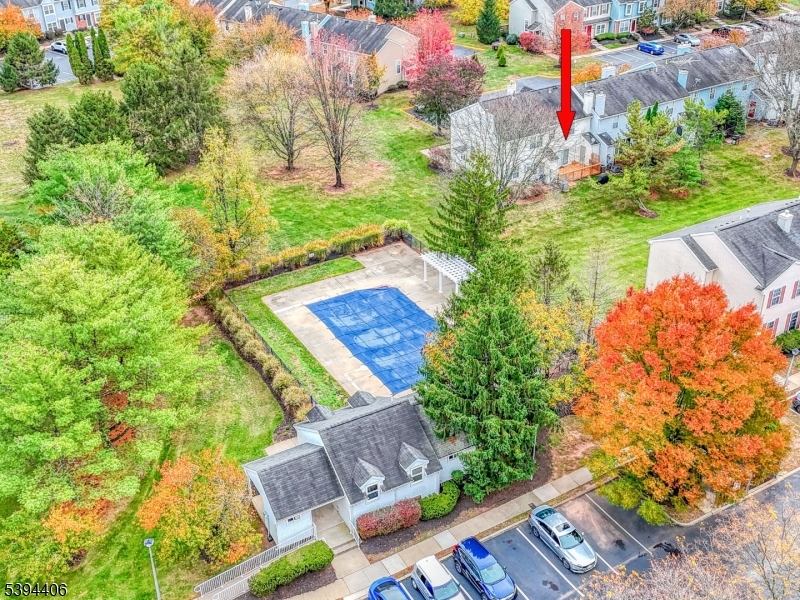 Country Courtyard - Residential
