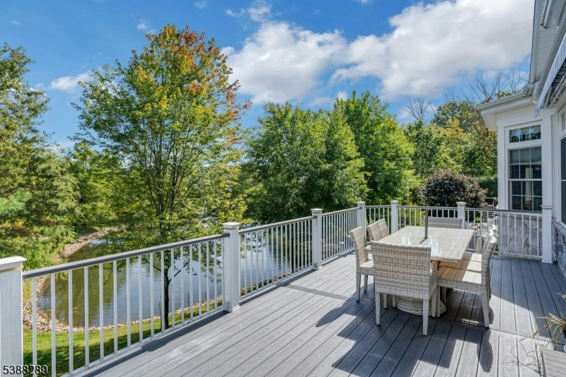 4 Seasons At The Promenade - Residential