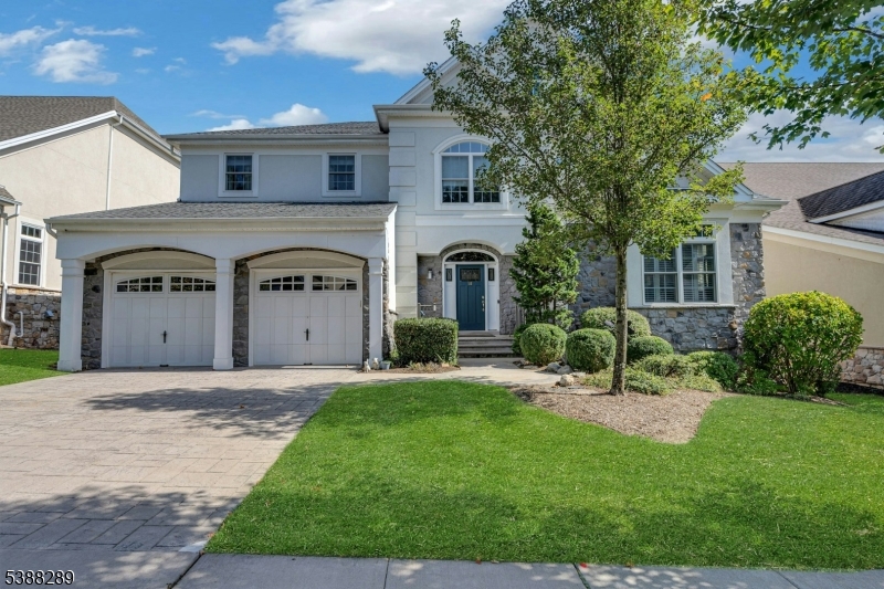 4 Seasons At The Promenade - Residential